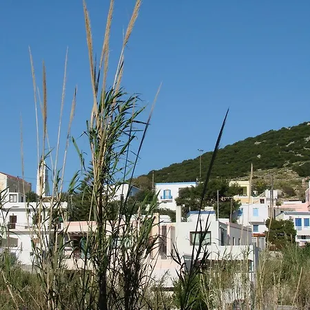 アパート Aegialis & *