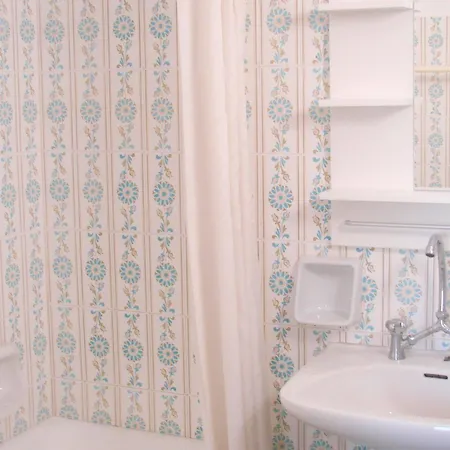 Apartament Aegialis & *