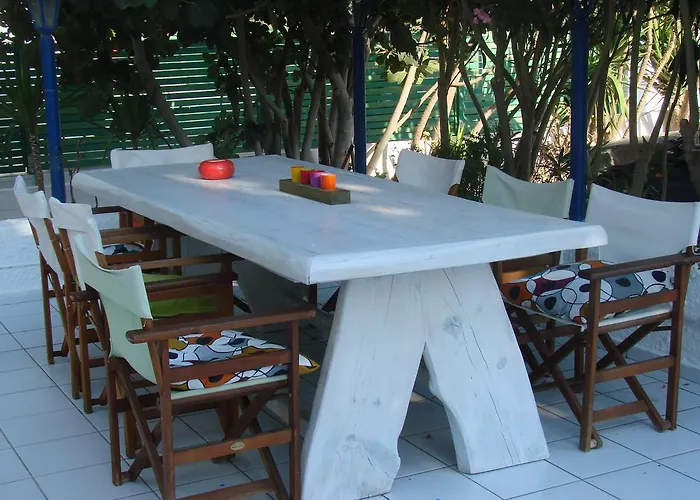 Апартаменты Aegialis Studios &