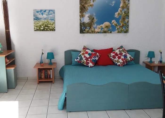 Апартаменты Aegialis Studios & *