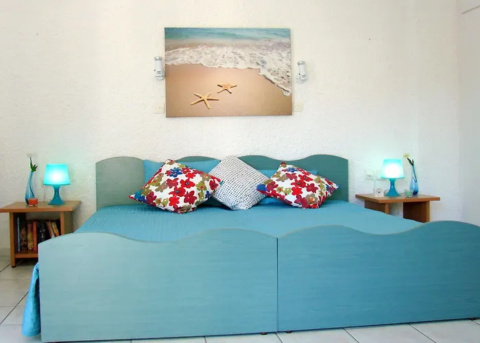 Aegialis Studios & Апартаменты