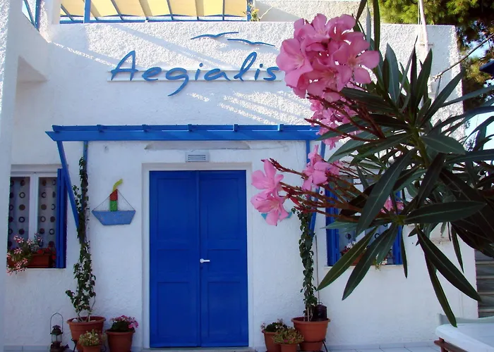 Апартаменты Aegialis Studios &